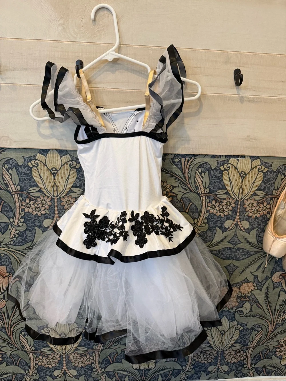 NEW! Weissman ballet costume Neville's Waltz 11058 white and black tutu